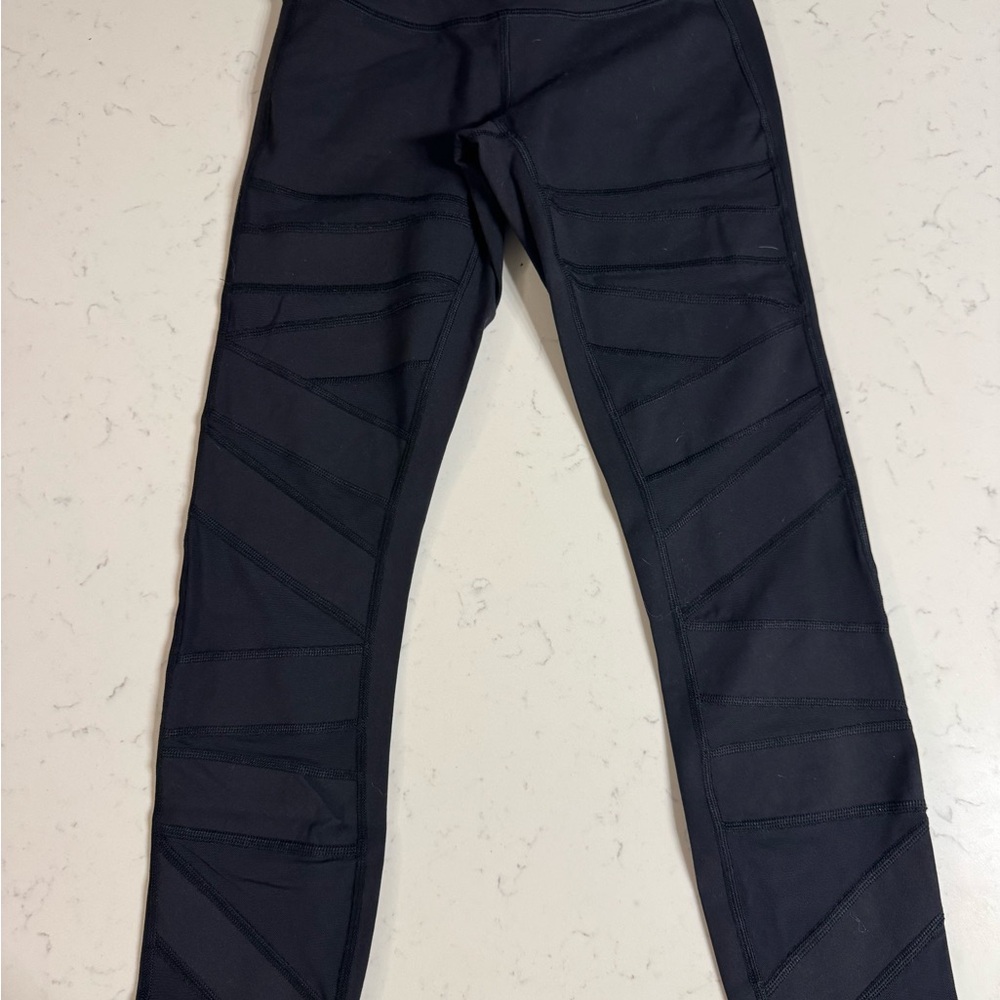 lululemon black mesh front leggings